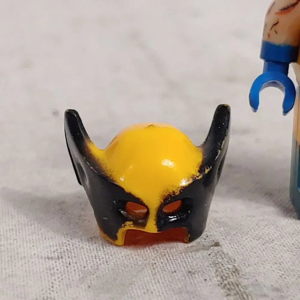 LEGO Marvel Series 2 Custom Wolverine - Collectible Minifigure 71039 - USED